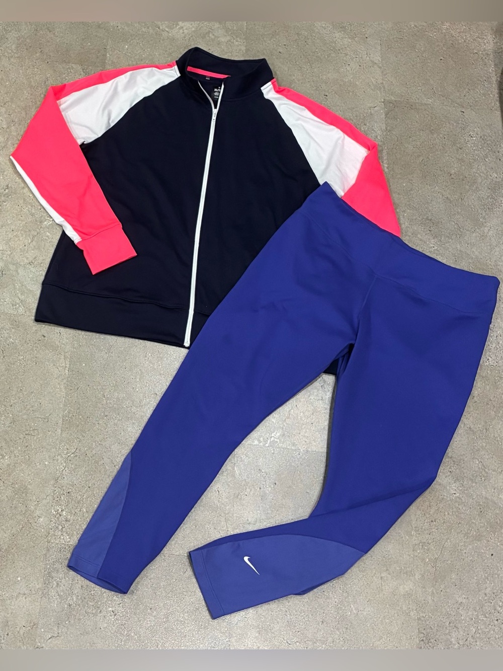 Womens UNDER ARMOUR/NIKE Athletic Jacket & Leggings, sz XL